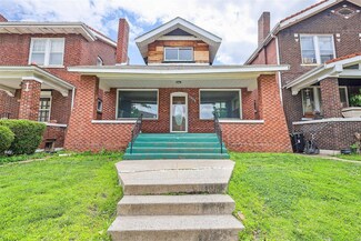 5806 de Giverville Ave, Saint Louis, MO 63112