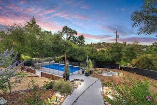 2440 Knollwood Dr, Cameron Park, CA 95682