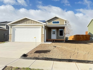 3861 Haralson Ln, Rapid City, SD 57703