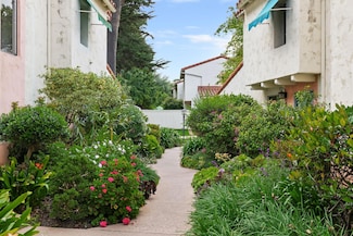 711 W Ortega St Unit 7, Santa Barbara, CA 93101