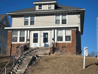308 Front St, Beaver Dam, WI 53916
