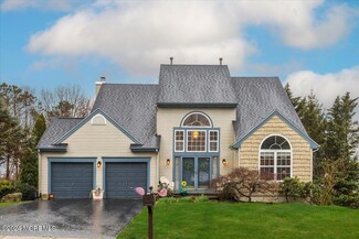 21 Thousand Oaks Terrace, Howell, NJ 07731