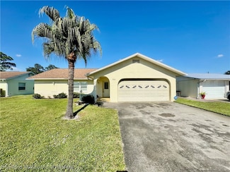 209 Loon Ave, Sebring, FL 33870
