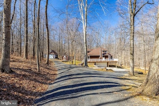 4400 Babbling Brook Ct, Haymarket, VA 20169