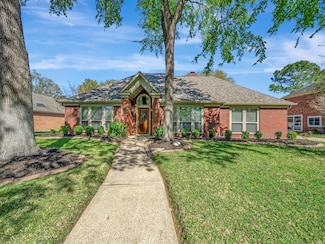 11831 Mighty Redwood Dr, Houston, TX 77059