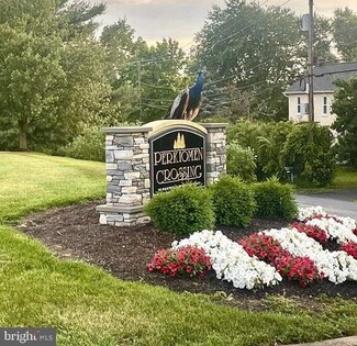 1250 Pin Oak Dr, Perkiomenville, PA 18074