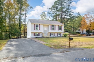 5579 Heatherhill Dr, North Chesterfield, VA 23234
