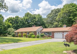 256 W Greenville Rd, North Scituate, RI 02857