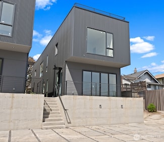 1114 26th Ave Unit B, Seattle, WA 98122