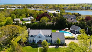 10 Shiverick Rd, Dennis, MA 02641