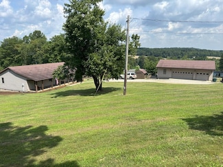 1667 Hartwood Rd, Chillicothe, OH 45601