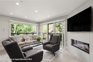 400 Wood Rd Unit H-2212, Aspen, CO 81611