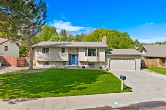 2708 Dawn Dr, Great Falls, MT 59404