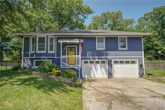104 Kent St, Excelsior Springs, MO 64024
