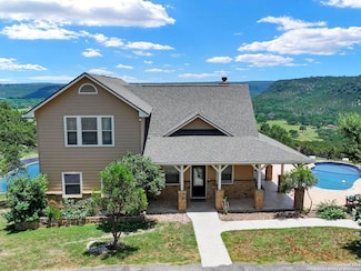 385 Turkey Dr, Canyon Lake, TX 78133