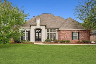 563 Red Maple Dr, Mandeville, LA 70448