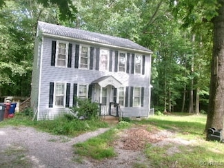 3917 London Rd, Hopewell, VA 23860