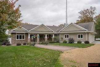 39297 39297 225th St, Winnebago, MN 56098