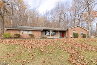 355 Rockport Rd, Port Murray, NJ 07865