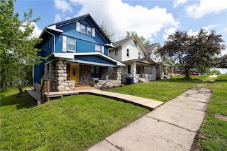 2935 Wayne Ave, Kansas City, MO 64109