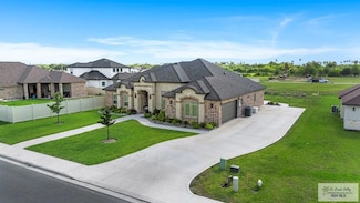 1906 Thacker Ln, Harlingen, TX 78552