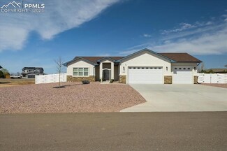 695 N Paradox Dr, Pueblo, CO 81007