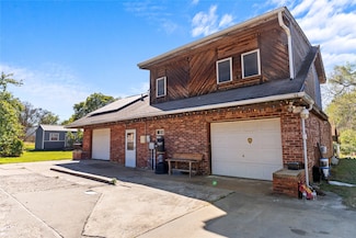 524 S Preston St, Wolfe City, TX 75496