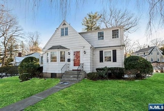 524 N Monroe St Unit 2, Ridgewood, NJ 07450