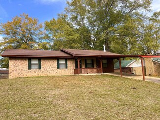 104 Beech St, Homer, LA 71040