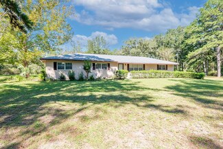 1001 SW 9th Ave, Trenton, FL 32693