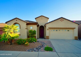 2075 W Demetrie Canyon Dr, Green Valley, AZ 85622