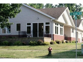 201 201 W Dwelle St W, Lake City, MN 55041