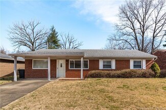 1022 Mayfair Ave, Clarksville, IN 47129