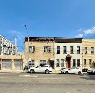 1822 Stanhope St, Ridgewood, NY 11385