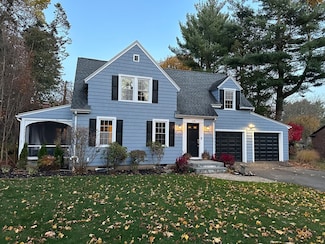 179 Central Park Dr, Holyoke, MA 01040