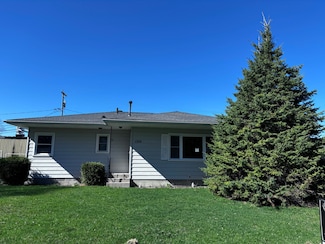 1310 Beyer Dr, International Falls, MN 56649
