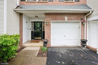 5 Prescott Ct Ondo, Bernards Twp., NJ 07920