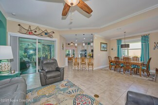 443 11th Square SW, Vero Beach, FL 32962