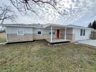 7104 N 650 W, Fairland, IN 46126