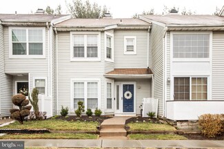 32 Ivy Hill Rd, Parlin, NJ 08859
