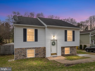 8028 Escalon Ave, Pasadena, MD 21122
