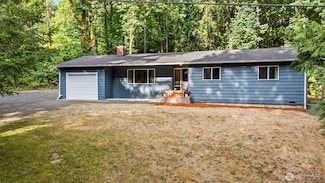 8964 Lawrence Dr SE, Port Orchard, WA 98367