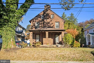 230 Harrison Ave, Glenside, PA 19038