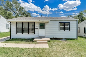 1842 N Chautauqua Ave, Wichita, KS 67214