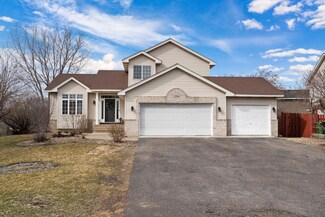 2708 88th Ave NE, Minneapolis, MN 55449