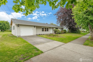 924 Pine St, Lynden, WA 98264