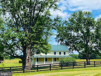 216 Bushland Ln, Berryville, VA 22611