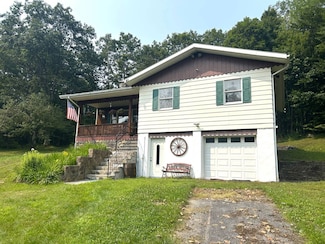 375 N Lake Rd, Tannersville, NY 12485