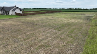 259 Schneider Rd, Tom Bean, TX 75090