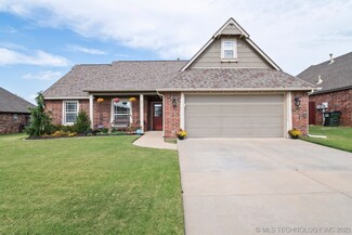 9717 E 110th Place N, Owasso, OK 74055